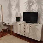 Family House In Semesterbostad *