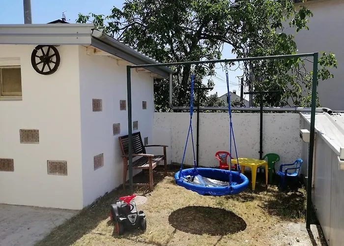 度假居 House In *